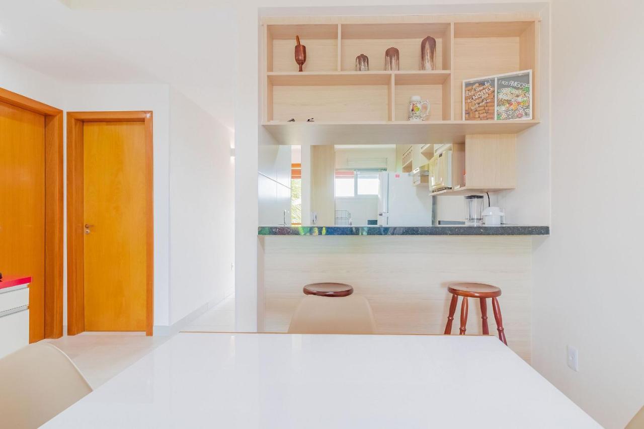 Gb67 Otimo Apartamento 2 Suites - Guarajuba Luaran gambar